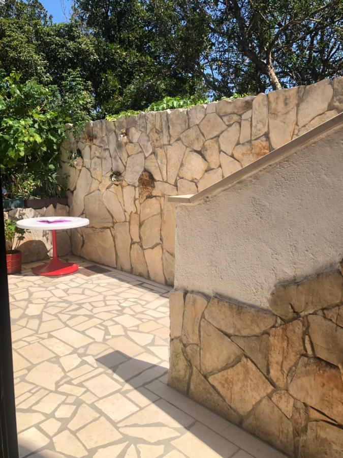 Apartments Tomovic ลุมบาร์ดา ภายนอก รูปภาพ