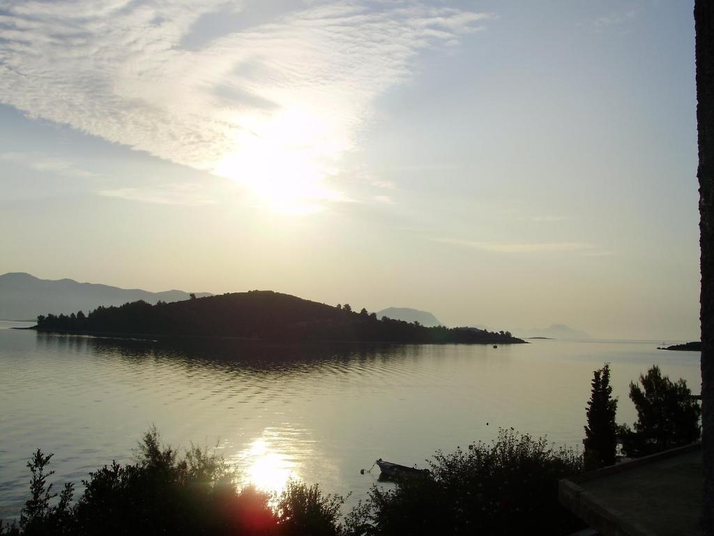 Apartments Tomovic ลุมบาร์ดา ภายนอก รูปภาพ