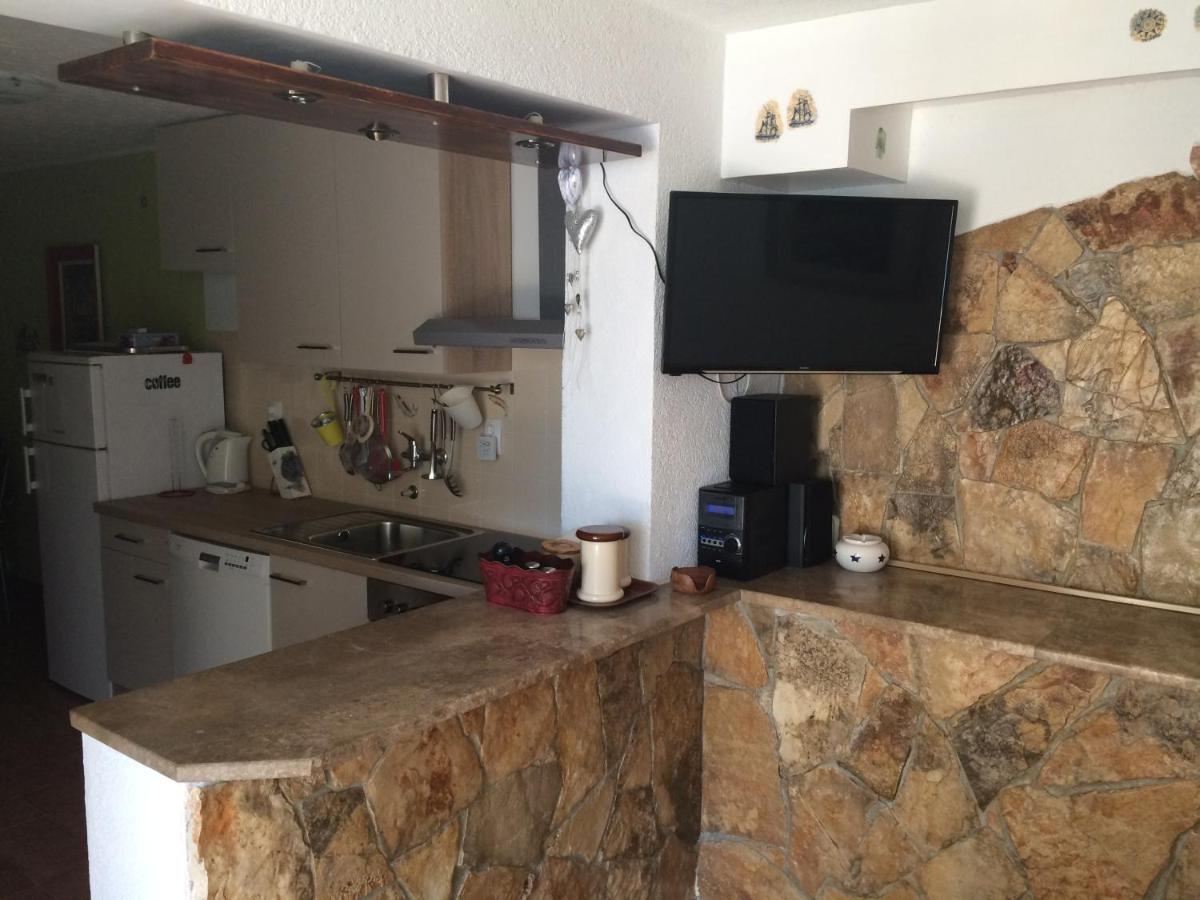 Apartments Tomovic ลุมบาร์ดา ภายนอก รูปภาพ