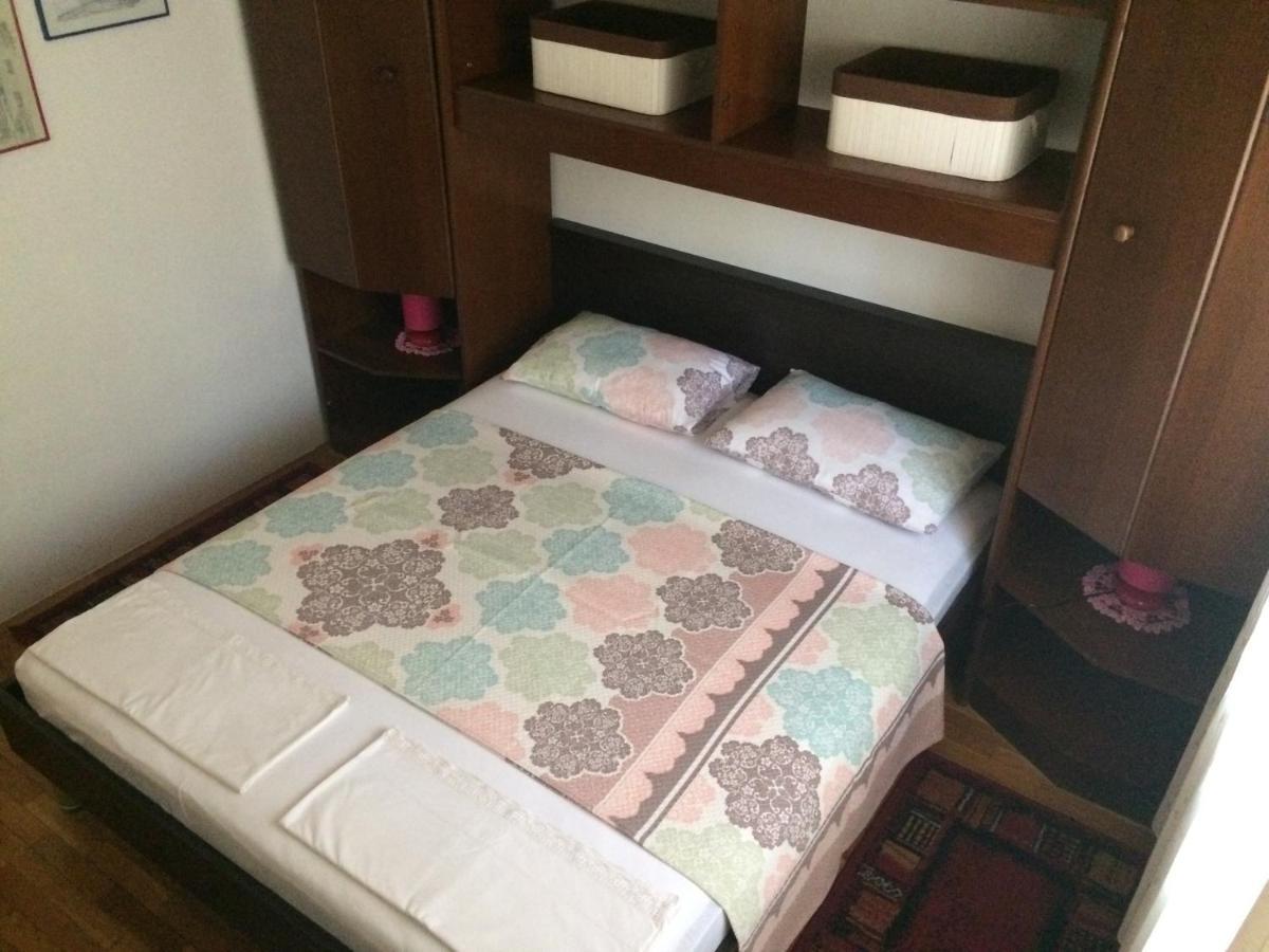 Apartments Tomovic ลุมบาร์ดา ภายนอก รูปภาพ